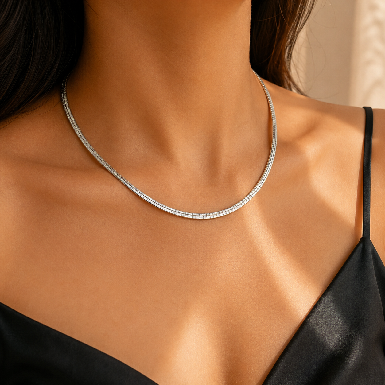 Textured Silver Omega Chain Necklac